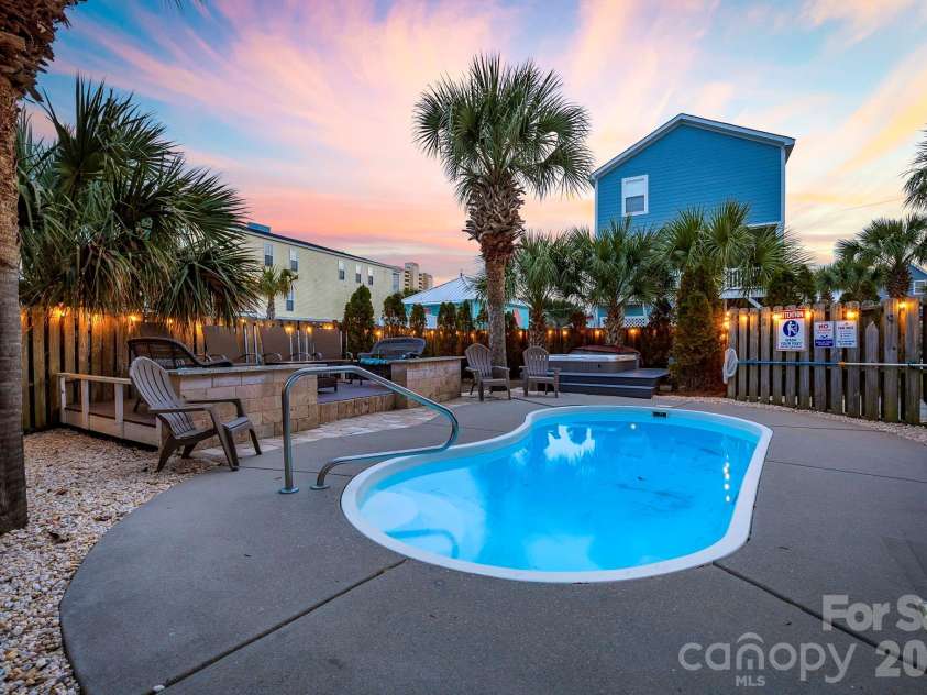 122 Rainbow Drive, Murrells Inlet, SC 29576.  MLS# CAR4372921, YatesRealty ID 14263. 
