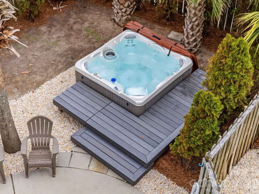 122 Rainbow Drive, Murrells Inlet, SC 29576.  MLS# CAR4372921, YatesRealty ID 14263. 