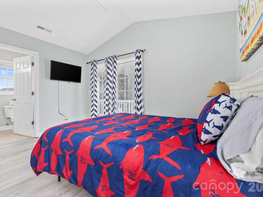 122 Rainbow Drive, Murrells Inlet, SC 29576.  MLS# CAR4372921, YatesRealty ID 14263. 