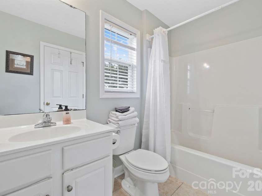 122 Rainbow Drive, Murrells Inlet, SC 29576.  MLS# CAR4372921, YatesRealty ID 14263. 