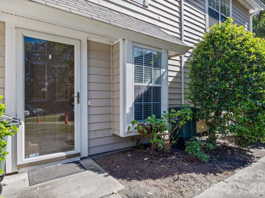 704 Heritage Parkway, Fort Mill, SC 29715.  MLS# CAR4369404, YatesRealty ID 14264. 