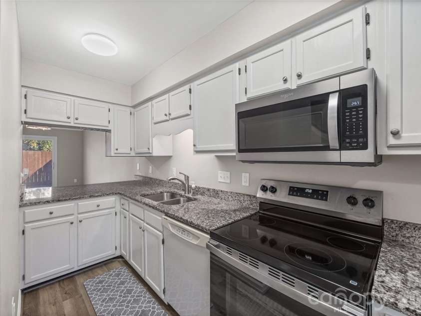 704 Heritage Parkway, Fort Mill, SC 29715.  MLS# CAR4369404, YatesRealty ID 14264. 