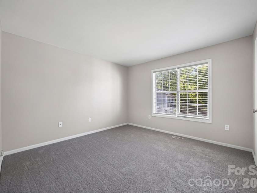 704 Heritage Parkway, Fort Mill, SC 29715.  MLS# CAR4369404, YatesRealty ID 14264. 