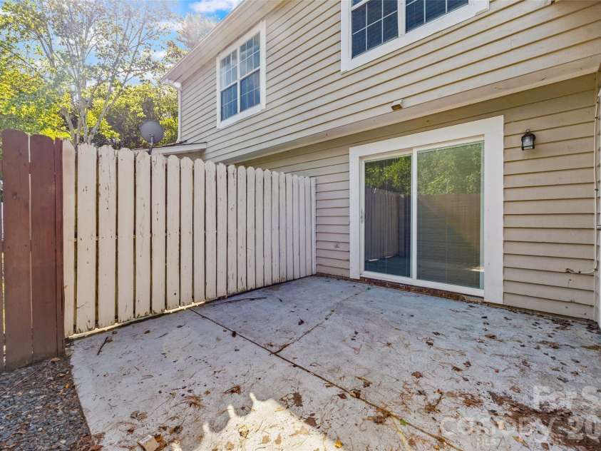704 Heritage Parkway, Fort Mill, SC 29715.  MLS# CAR4369404, YatesRealty ID 14264. 
