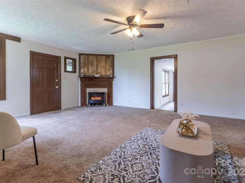 845 Skyland Drive, Sylva, NC 28779.  MLS# CAR4257991, YatesRealty ID 14264. 