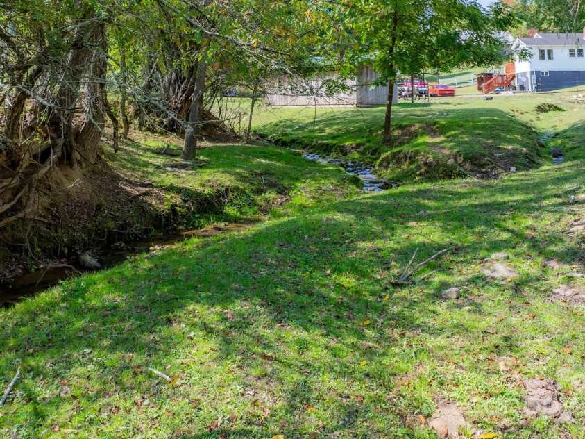 2906 Rabbit Skin Road, Waynesville, NC 28785.  MLS# CAR4183385, YatesRealty ID 14265. 