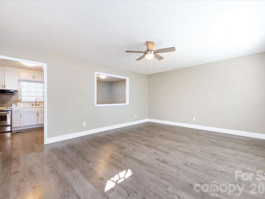 406 Robinson Clemmer Road, Dallas, NC 28034.  MLS# CAR4344855, YatesRealty ID 14265. 
