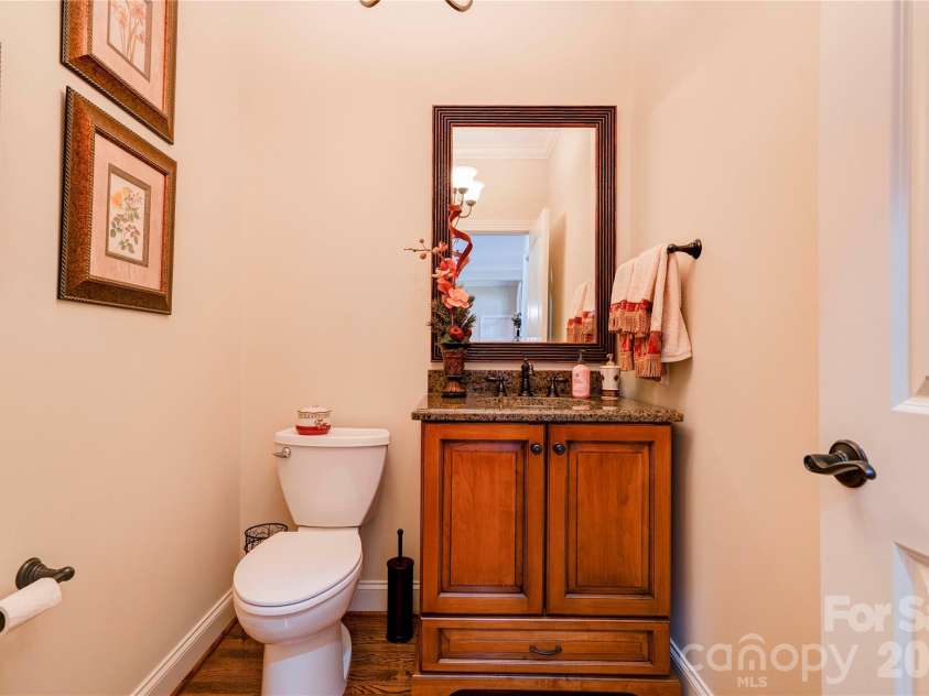 207 Cross Creek Drive, Cherryville, NC 28021.  MLS# CAR4373170, YatesRealty ID 14266. Half Bath