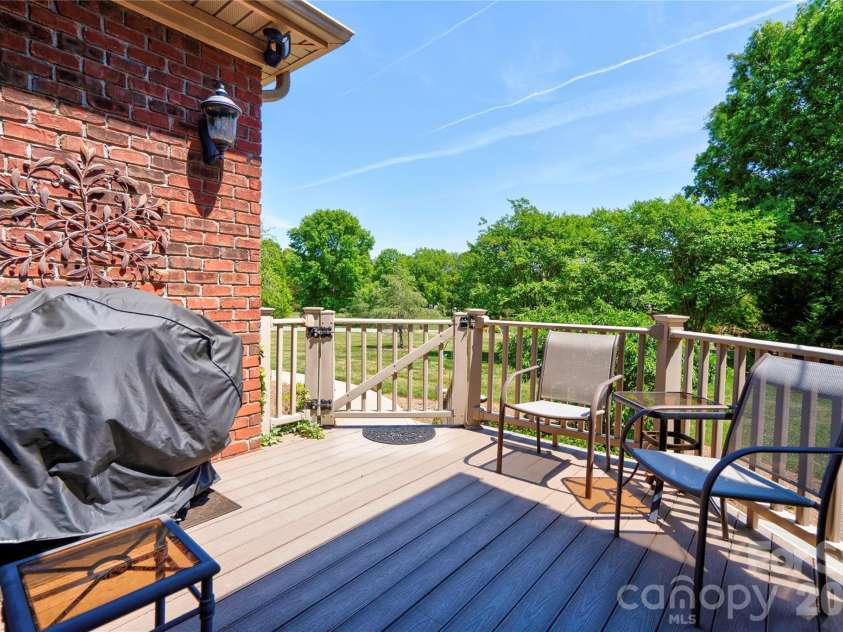 207 Cross Creek Drive, Cherryville, NC 28021.  MLS# CAR4373170, YatesRealty ID 14266. Rear Deck