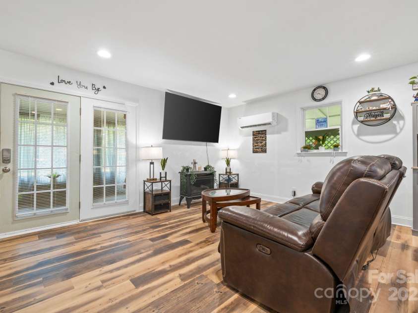 715 Potneck Road, Salisbury, NC 28147.  MLS# CAR4252809, YatesRealty ID 14268. 