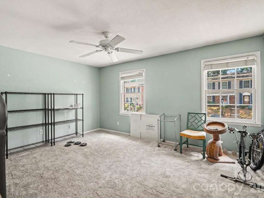 4605 Hedgemore Drive, Charlotte, NC 28209.  MLS# CAR4394971, YatesRealty ID 14271. 