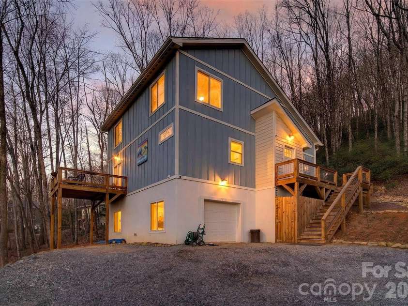 1413 Golf Course Road, Old Fort, NC 28762.  MLS# CAR4334798, YatesRealty ID 14272. 