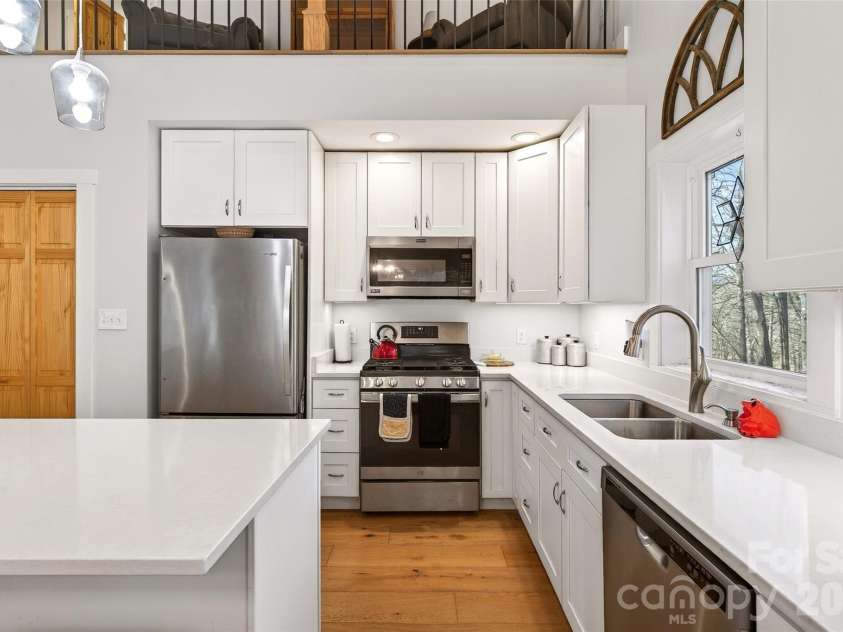 1413 Golf Course Road, Old Fort, NC 28762.  MLS# CAR4334798, YatesRealty ID 14272. Modern kitchen with everything you need and more.