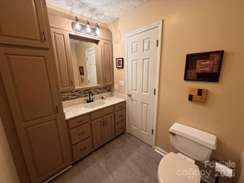 2835 DAV Avenue, Morganton, NC 28655.  MLS# CAR4239604, YatesRealty ID 14273. Bathroom Upstairs