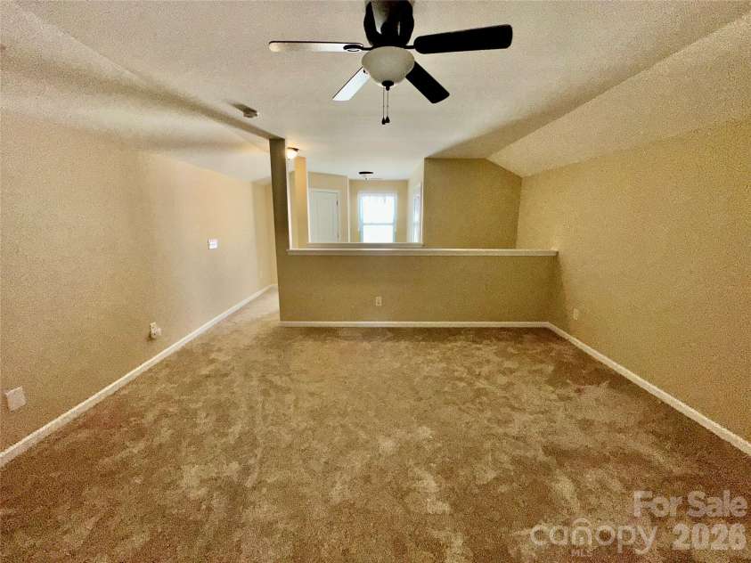 13320 Hunting Birds Lane, Charlotte, NC 28278.  MLS# CAR4362180, YatesRealty ID 14274. 
