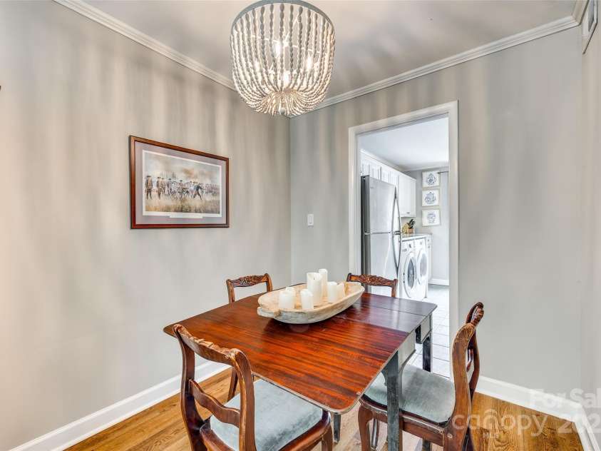 4607 Hedgemore Drive, Charlotte, NC 28209.  MLS# CAR4247696, YatesRealty ID 14274. 
