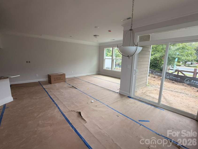 4383 Black Court, Harrisburg, NC 28075.  MLS# CAR4367114, YatesRealty ID 14275. Breakfast area
