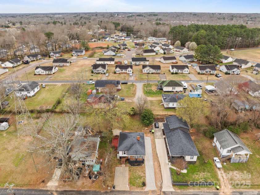 133 2nd Avenue, China Grove, NC 28023.  MLS# CAR4232976, YatesRealty ID 14277. 