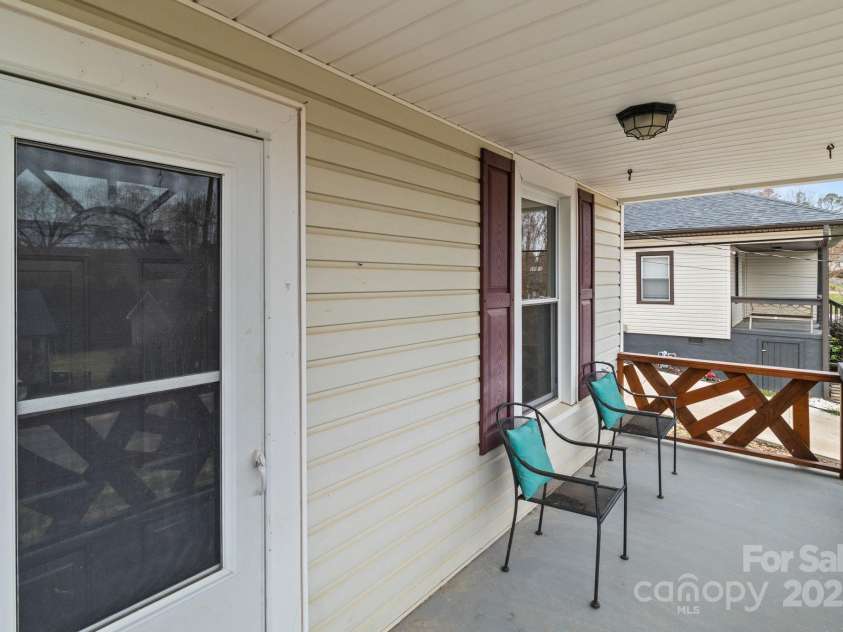 133 2nd Avenue, China Grove, NC 28023.  MLS# CAR4232976, YatesRealty ID 14277. 