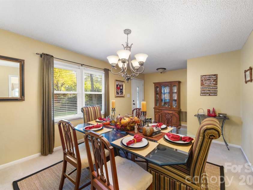1711 Mccombs Street, Newton, NC 28658.  MLS# CAR4318276, YatesRealty ID 14277. 