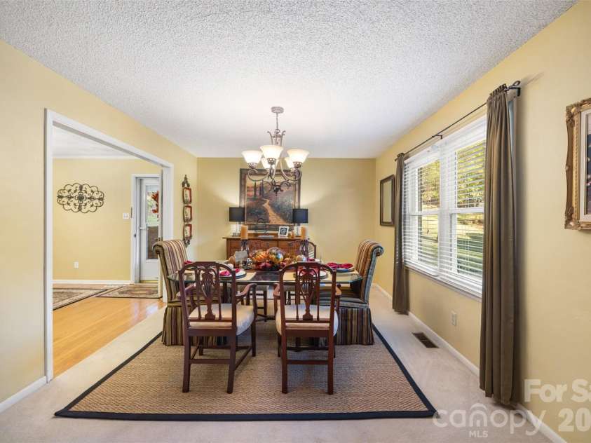 1711 Mccombs Street, Newton, NC 28658.  MLS# CAR4318276, YatesRealty ID 14277. 