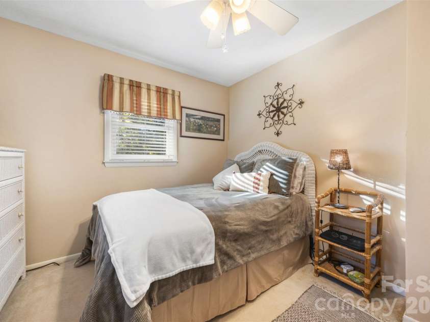 1711 Mccombs Street, Newton, NC 28658.  MLS# CAR4318276, YatesRealty ID 14277. 