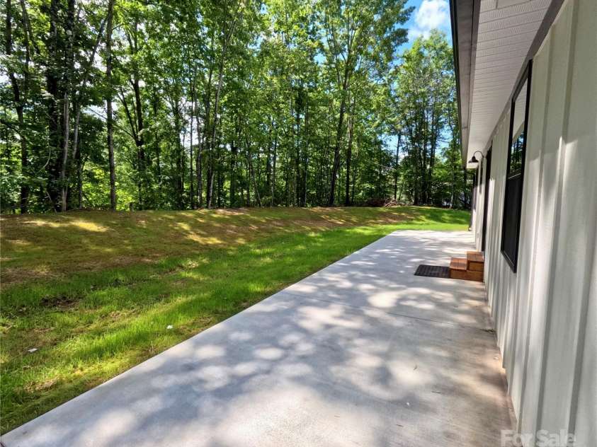 280 Haven Ridge Lane, Marion, NC 28752.  MLS# CAR4259870, YatesRealty ID 14278. 