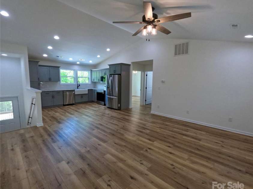 280 Haven Ridge Lane, Marion, NC 28752.  MLS# CAR4259870, YatesRealty ID 14278. 