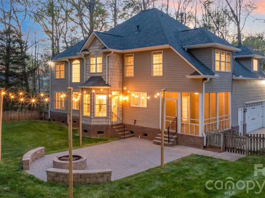 8913 Bayberry Trail, Concord, NC 28027.  MLS# CAR4364656, YatesRealty ID 14278. 