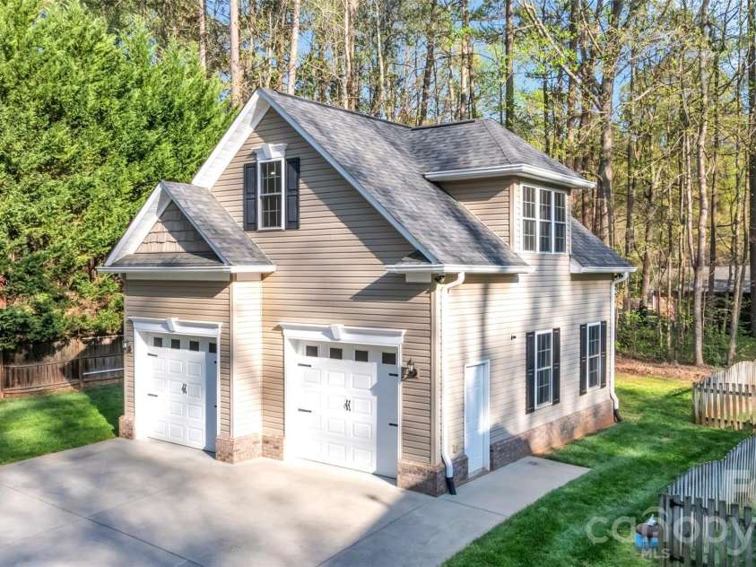8913 Bayberry Trail, Concord, NC 28027.  MLS# CAR4364656, YatesRealty ID 14278. 