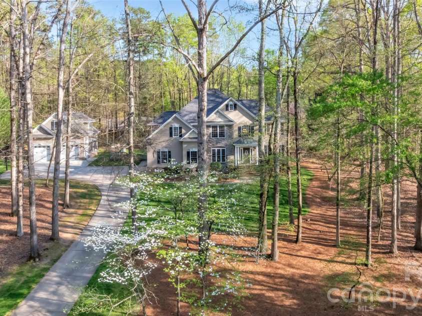 8913 Bayberry Trail, Concord, NC 28027.  MLS# CAR4364656, YatesRealty ID 14278. 