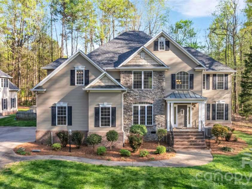 8913 Bayberry Trail, Concord, NC 28027.  MLS# CAR4364656, YatesRealty ID 14278. 