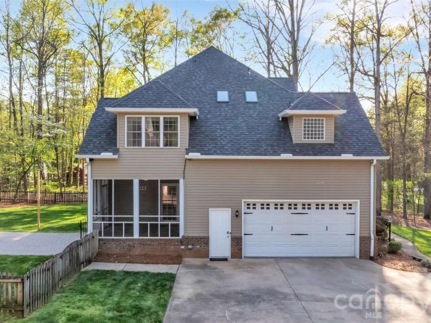 8913 Bayberry Trail, Concord, NC 28027.  MLS# CAR4364656, YatesRealty ID 14278. 