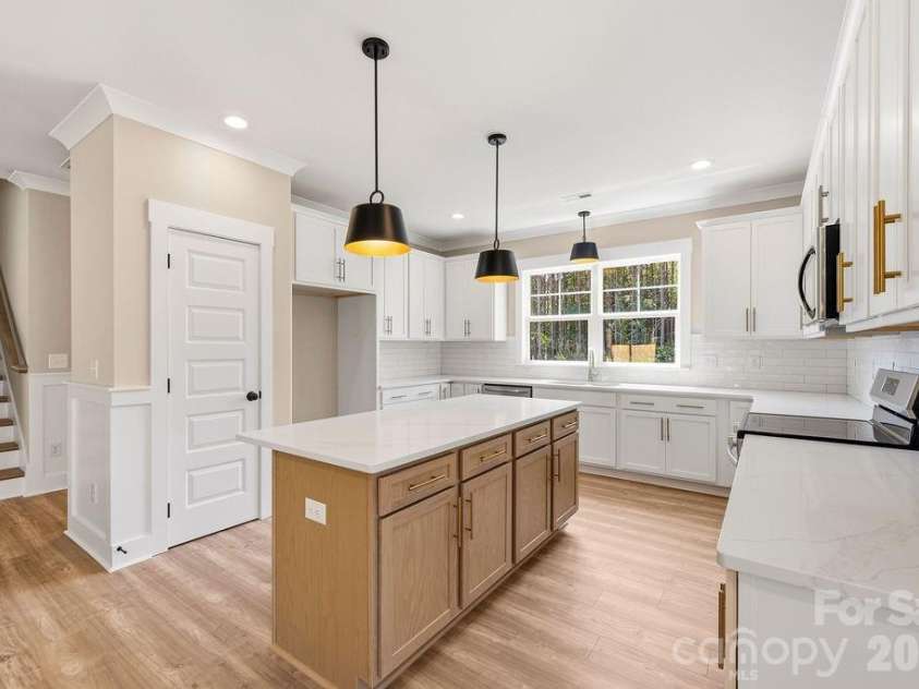 1020 Baylor Grove Road, Monroe, NC 28112.  MLS# CAR4369052, YatesRealty ID 14279. 