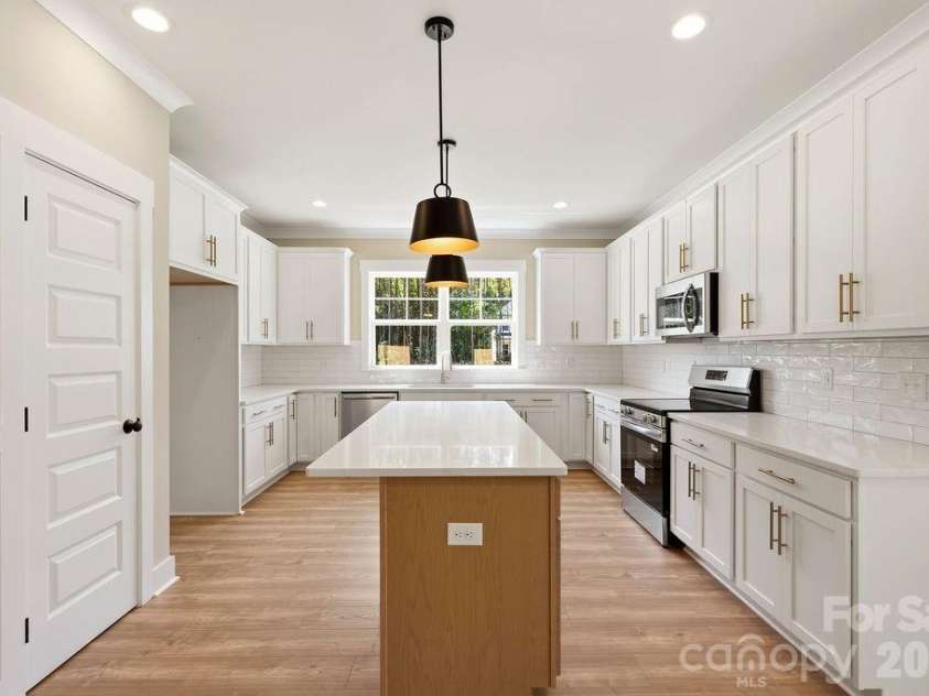 1020 Baylor Grove Road, Monroe, NC 28112.  MLS# CAR4369052, YatesRealty ID 14279. 