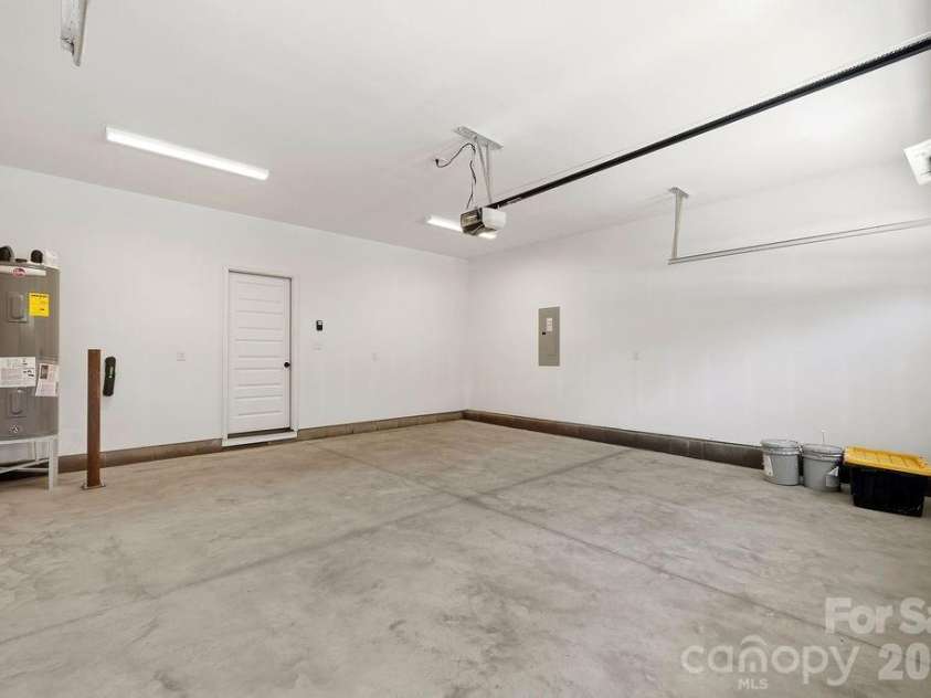 1020 Baylor Grove Road, Monroe, NC 28112.  MLS# CAR4369052, YatesRealty ID 14279. Garage