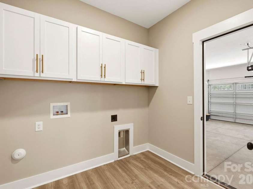 1020 Baylor Grove Road, Monroe, NC 28112.  MLS# CAR4369052, YatesRealty ID 14279. Laundry Room