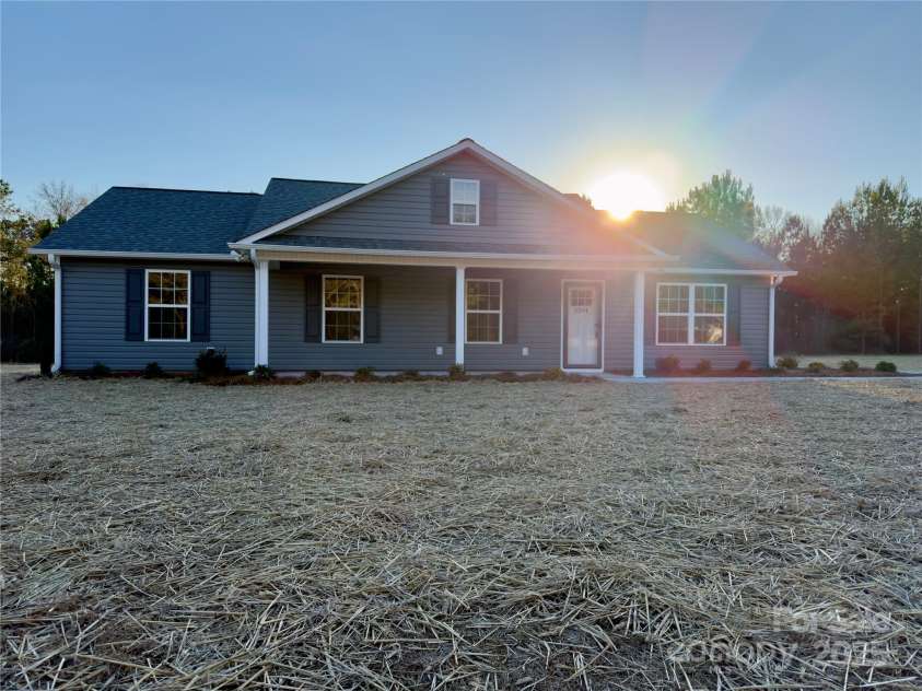 6244 Kershaw Camden Highway, Kershaw, SC 29067.  MLS# CAR4329251, YatesRealty ID 1428. 