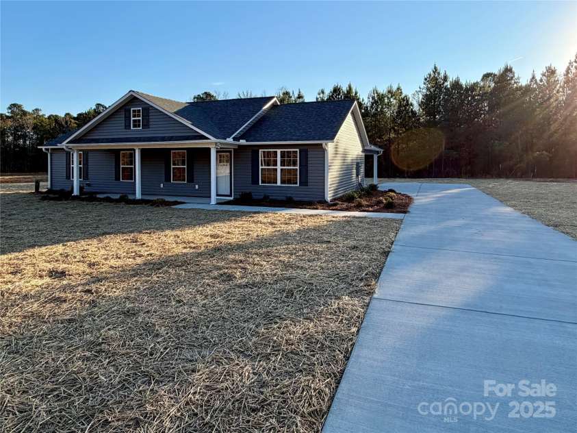 6244 Kershaw Camden Highway, Kershaw, SC 29067.  MLS# CAR4329251, YatesRealty ID 1428. 
