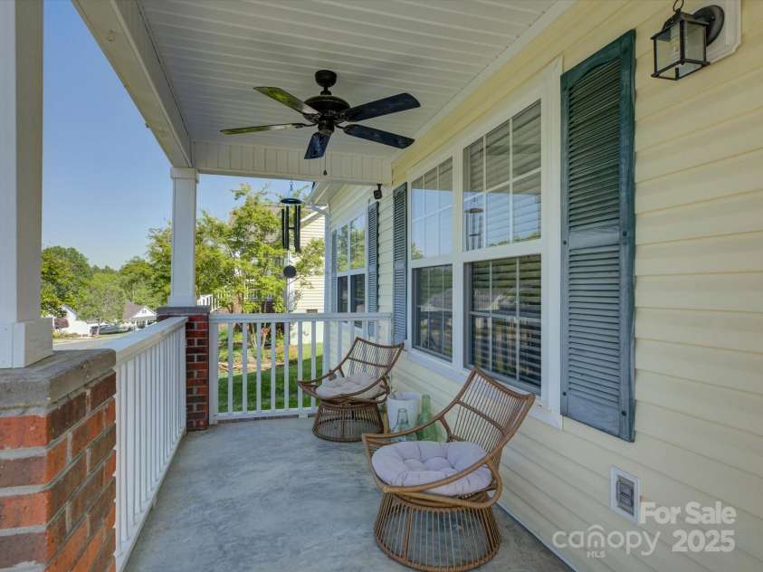 1488 Meadow Glen Lane, Rock Hill, SC 29730.  MLS# CAR4247304, YatesRealty ID 14281. 