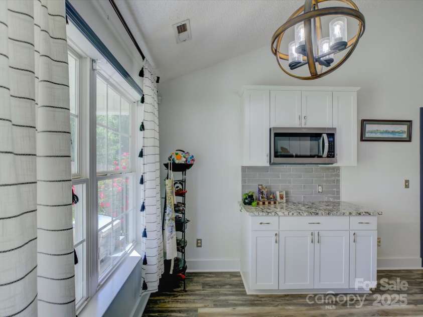 1488 Meadow Glen Lane, Rock Hill, SC 29730.  MLS# CAR4247304, YatesRealty ID 14281. 