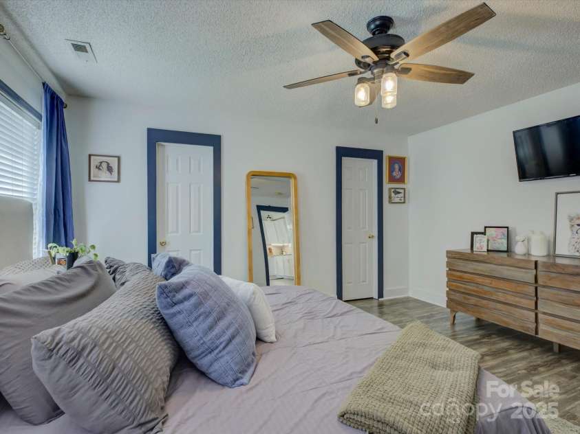 1488 Meadow Glen Lane, Rock Hill, SC 29730.  MLS# CAR4247304, YatesRealty ID 14281. 