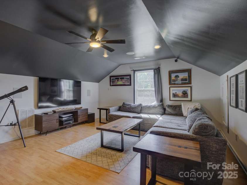 1488 Meadow Glen Lane, Rock Hill, SC 29730.  MLS# CAR4247304, YatesRealty ID 14281. 
