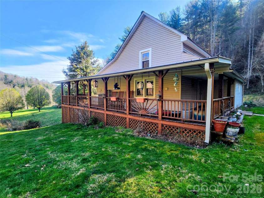 1025 Chandler Cove Road, Marshall, NC 28753.  MLS# CAR4360590, YatesRealty ID 14282. 