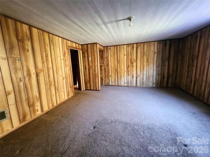 1025 Chandler Cove Road, Marshall, NC 28753.  MLS# CAR4360590, YatesRealty ID 14282. 