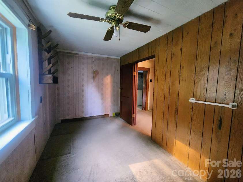 1025 Chandler Cove Road, Marshall, NC 28753.  MLS# CAR4360590, YatesRealty ID 14282. 