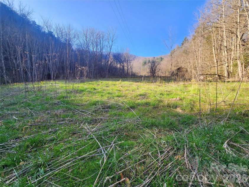 1025 Chandler Cove Road, Marshall, NC 28753.  MLS# CAR4360590, YatesRealty ID 14282. 