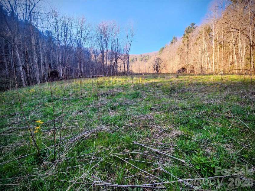 1025 Chandler Cove Road, Marshall, NC 28753.  MLS# CAR4360590, YatesRealty ID 14282. 