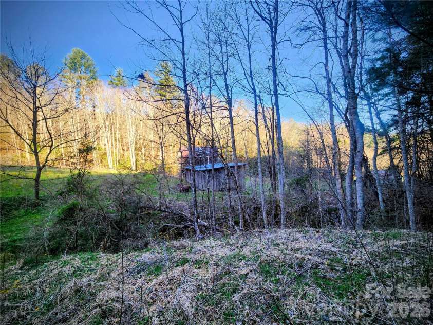 1025 Chandler Cove Road, Marshall, NC 28753.  MLS# CAR4360590, YatesRealty ID 14282. 