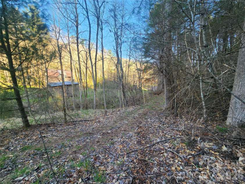 1025 Chandler Cove Road, Marshall, NC 28753.  MLS# CAR4360590, YatesRealty ID 14282. 